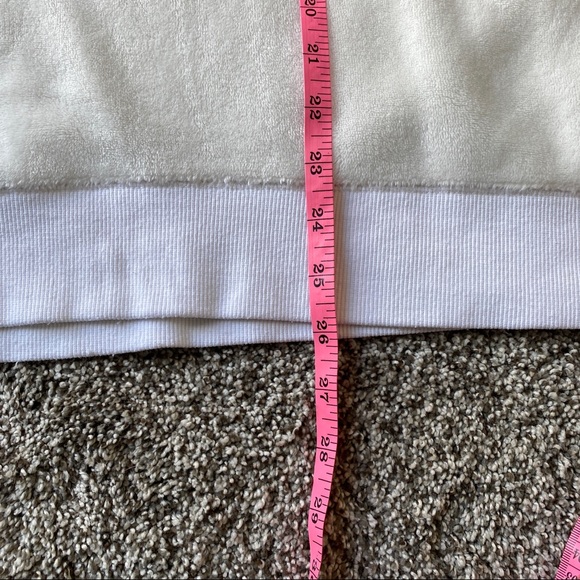 Gaiam Women's White/cream Plush Sweatshirt fuzzy soft pullover sweater size L - Picture 10 of 10